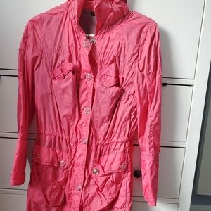 Knee length windbreaker-rain coat longer style hits just before knee siz…